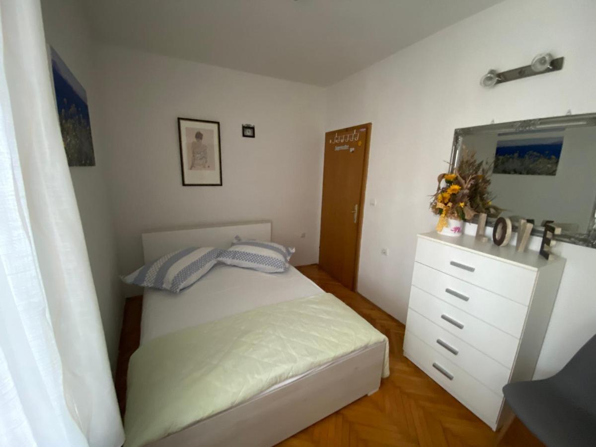 Апартаменты Apartman Rose Макарска Экстерьер фото
